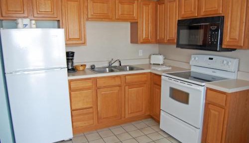 Queen  Suite with Two Queen Beds - Non Smoking - Oceanfront