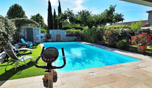 Three-Bedroom Holiday Home 