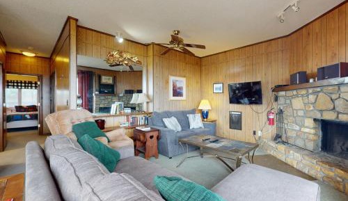 Two Bedroom Apartment 