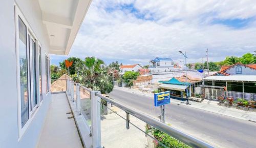 Double or Twin Room with City View