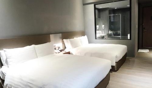 Deluxe Quadruple Room