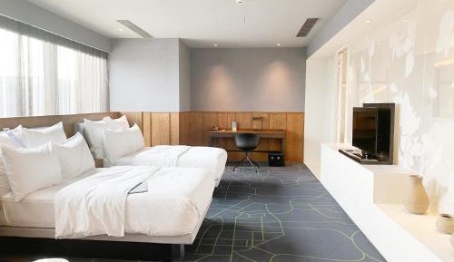 Business Double Room with Two Double Beds - Club Level