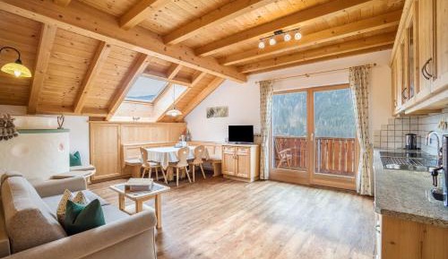 Two-Bedroom Superior Apartment