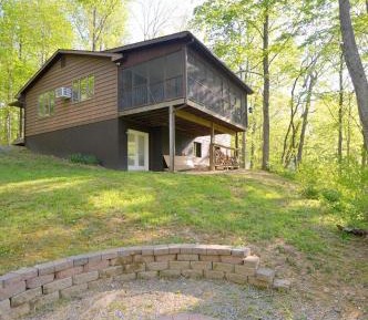 Three-Bedroom Holiday Home 