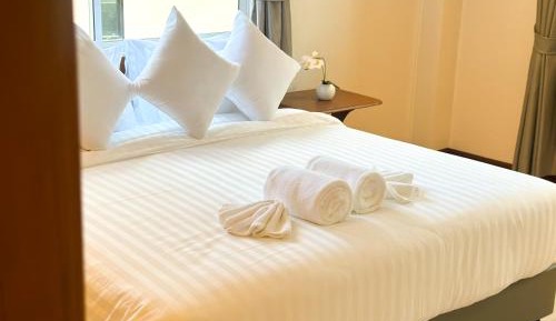 Deluxe Double Room with Extra Bed