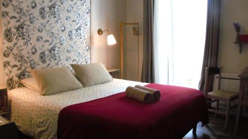 Queen Room with Garden View