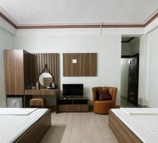 Large Double or Twin Room