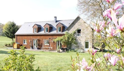 Seven-Bedroom House