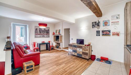 Superior One-Bedroom Apartment