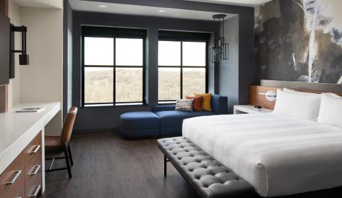 Guest Room, 1 King