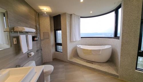 Deluxe Double Room with Bath