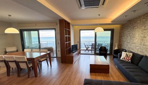 King Suite with Sea View