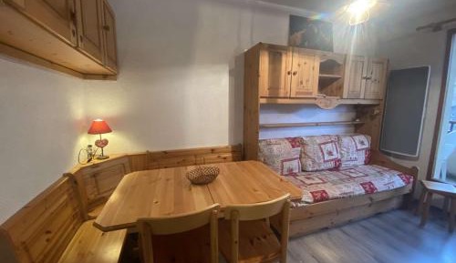 Apartment (4 Adults)