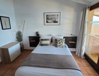 Triple Superior Room with Terrace and Sea View
