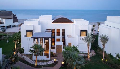 Deluxe Beach Front Room