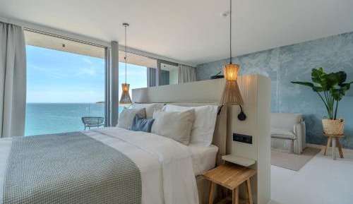 Suite with Sea View