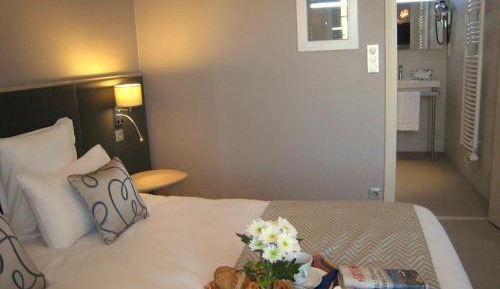 Superior Room with Sea View and Balcony