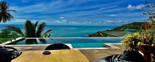 Villa with Sea View