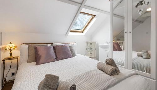 Two-Bedroom Cottage