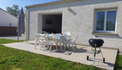 Holiday Home (6 Adults)
