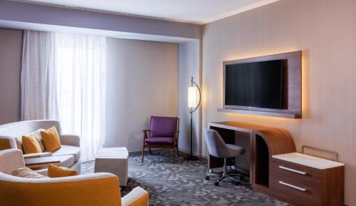 One-Bedroom Suite with Two Queen Beds and Sofa Bed