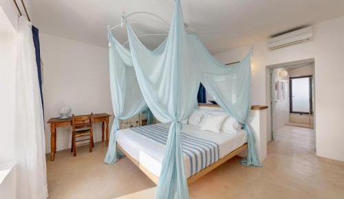 Queen Suite with Sea View