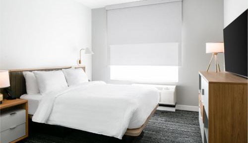 One-Bedroom Queen Suite with Sofa Bed