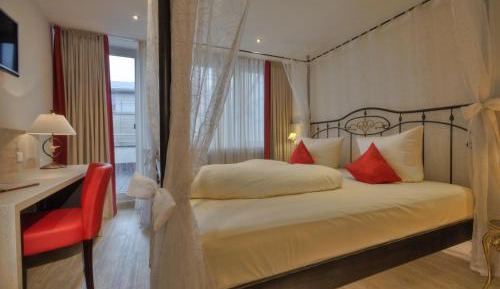 King Room with Balcony