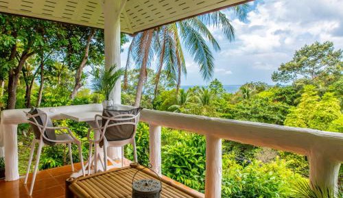 Bungalow with Sea View