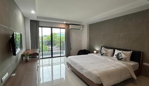 Deluxe Double Room with Balcony