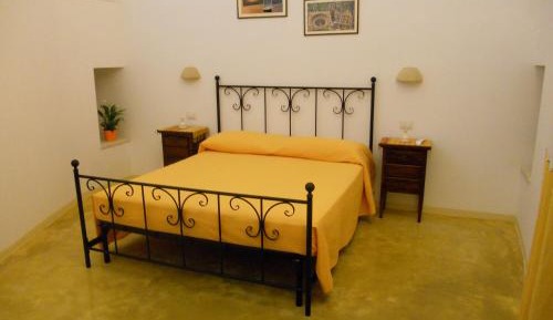 Single Room with Private Bathroom