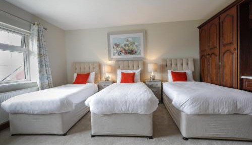 Comfort Triple Room with Shower
