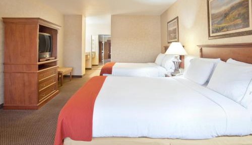 Suite with Two Beds - Non-Smoking