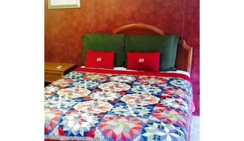 Single Room with Private Bathroom