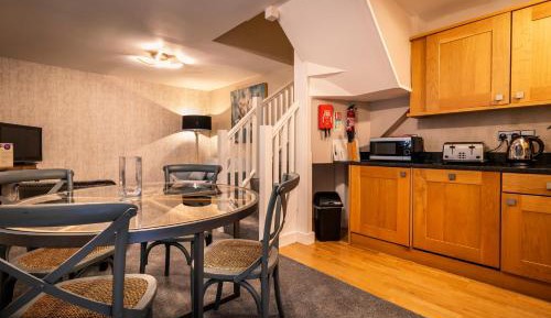 Apartment - Split Level