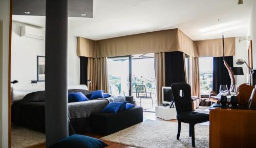 Deluxe Suite with Sea View