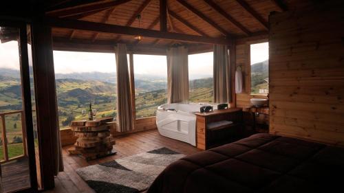 Triple Room with Mountain View
