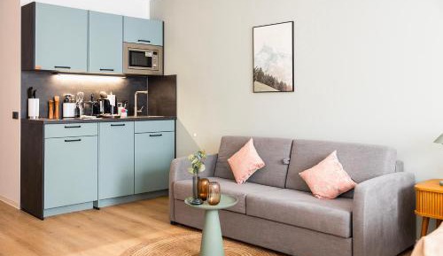 Studio with Sofa Bed