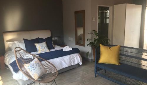 Studio with Garden View