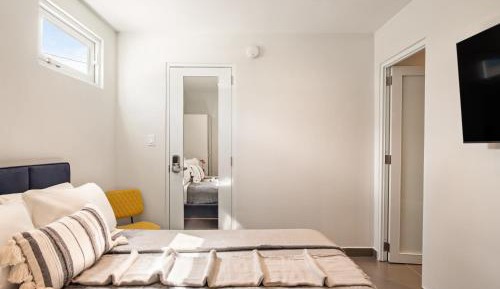 Queen Suite