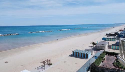 Double or Twin Room with Sea View