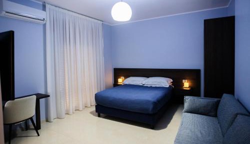 Deluxe Double Room with Balcony and Sea View