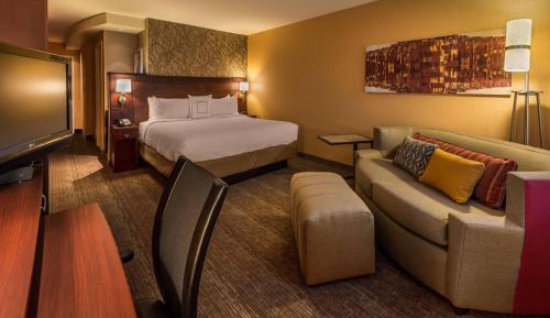 King Room with Sofa Bed