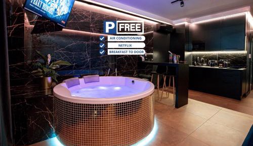 Apartment with Jacuzzi and Sauna