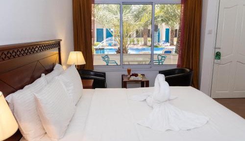 Double Room with Pool View