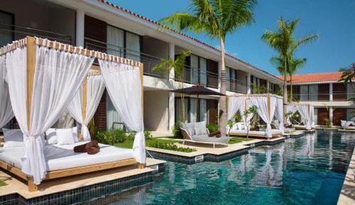 Club Junior King Suite - Swim Up