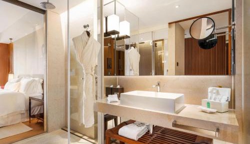 King Room with Resort View