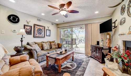 One Bedroom Apartment