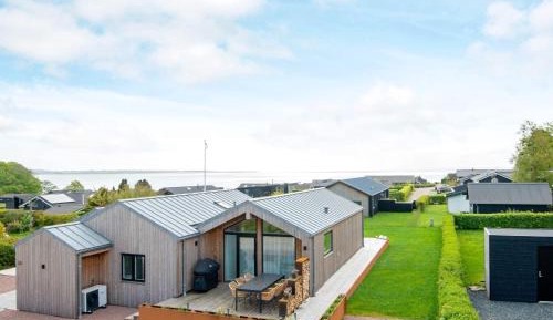 Four-Bedroom Holiday Home