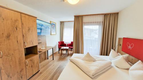 Superior Double Room with Balcony